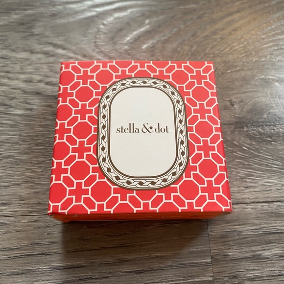 STELLA & DOT- Wishbone Charm - Picture 6 of 6